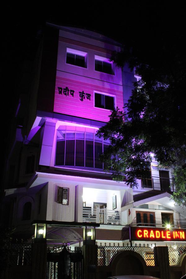 Hotel Cradle Inn Ranchi Extérieur photo