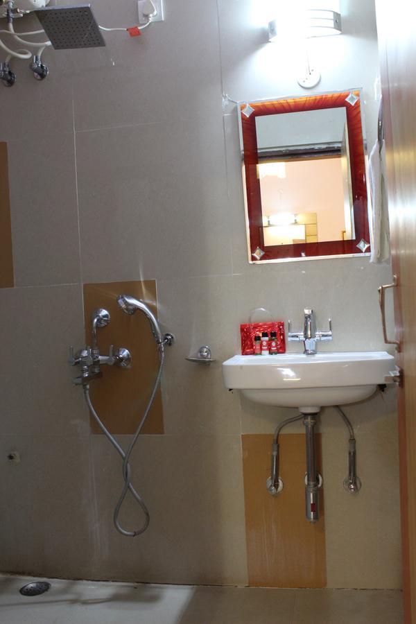 Hotel Cradle Inn Ranchi Extérieur photo