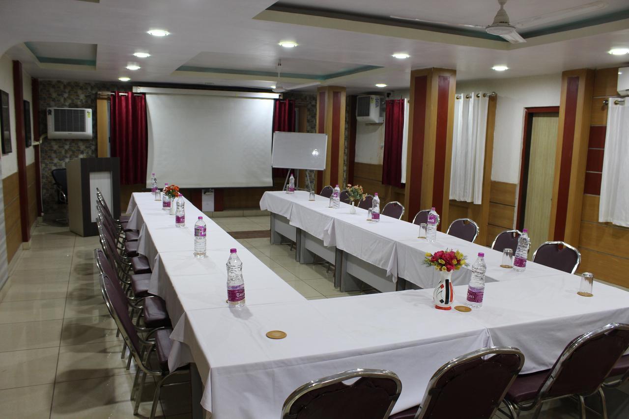 Hotel Cradle Inn Ranchi Extérieur photo